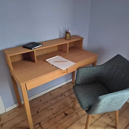 Theisen Apartman *